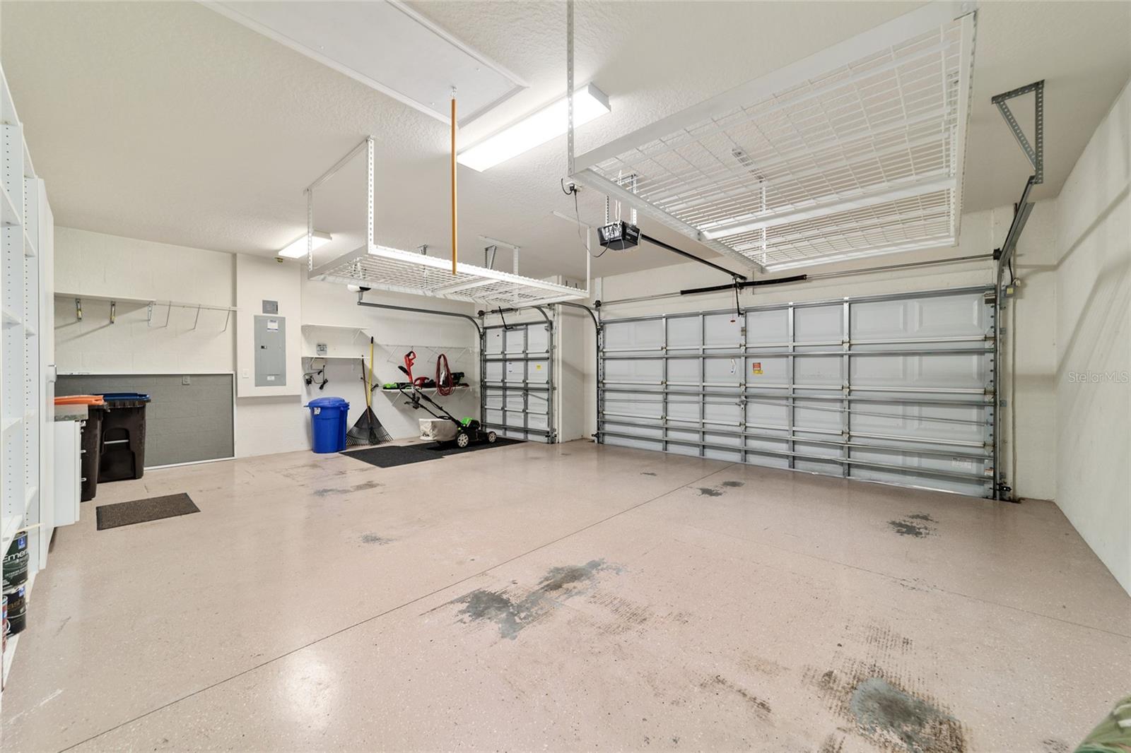 STONE CREEK - Residential