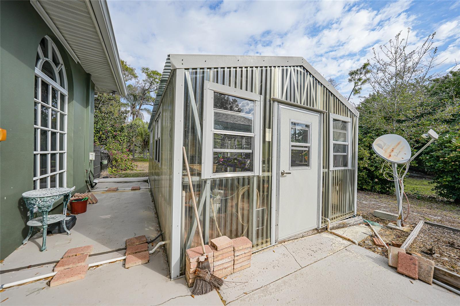 ACREAGE & UNREC - Residential