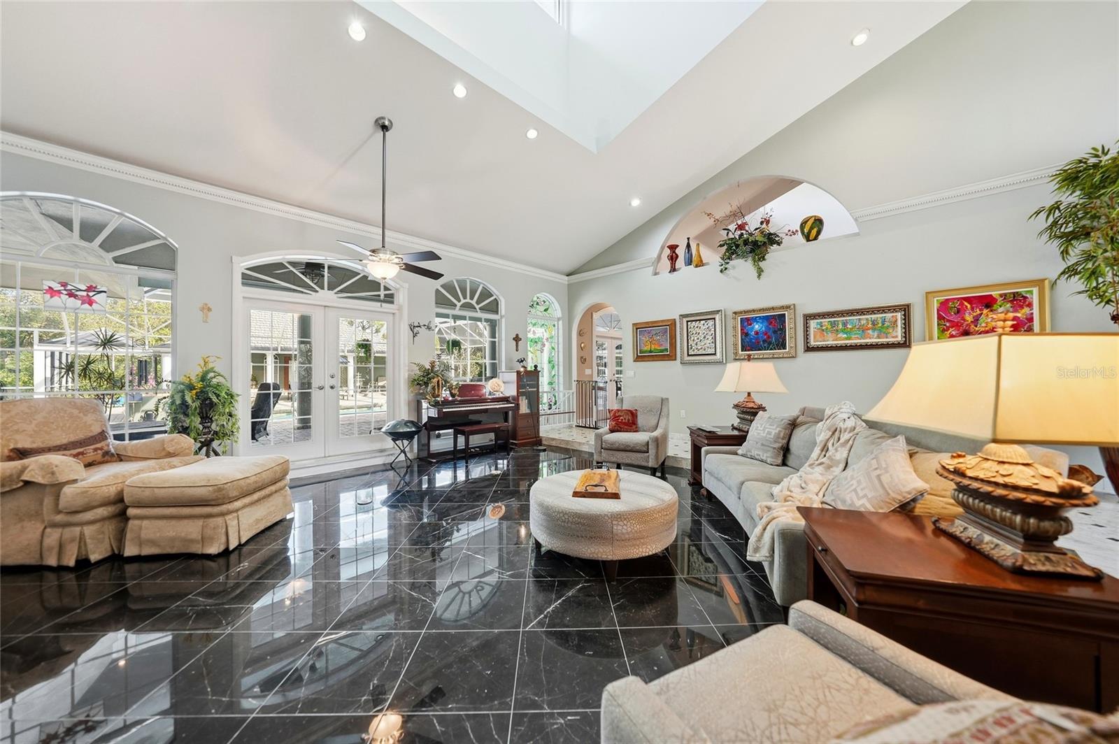 ACREAGE & UNREC - Residential