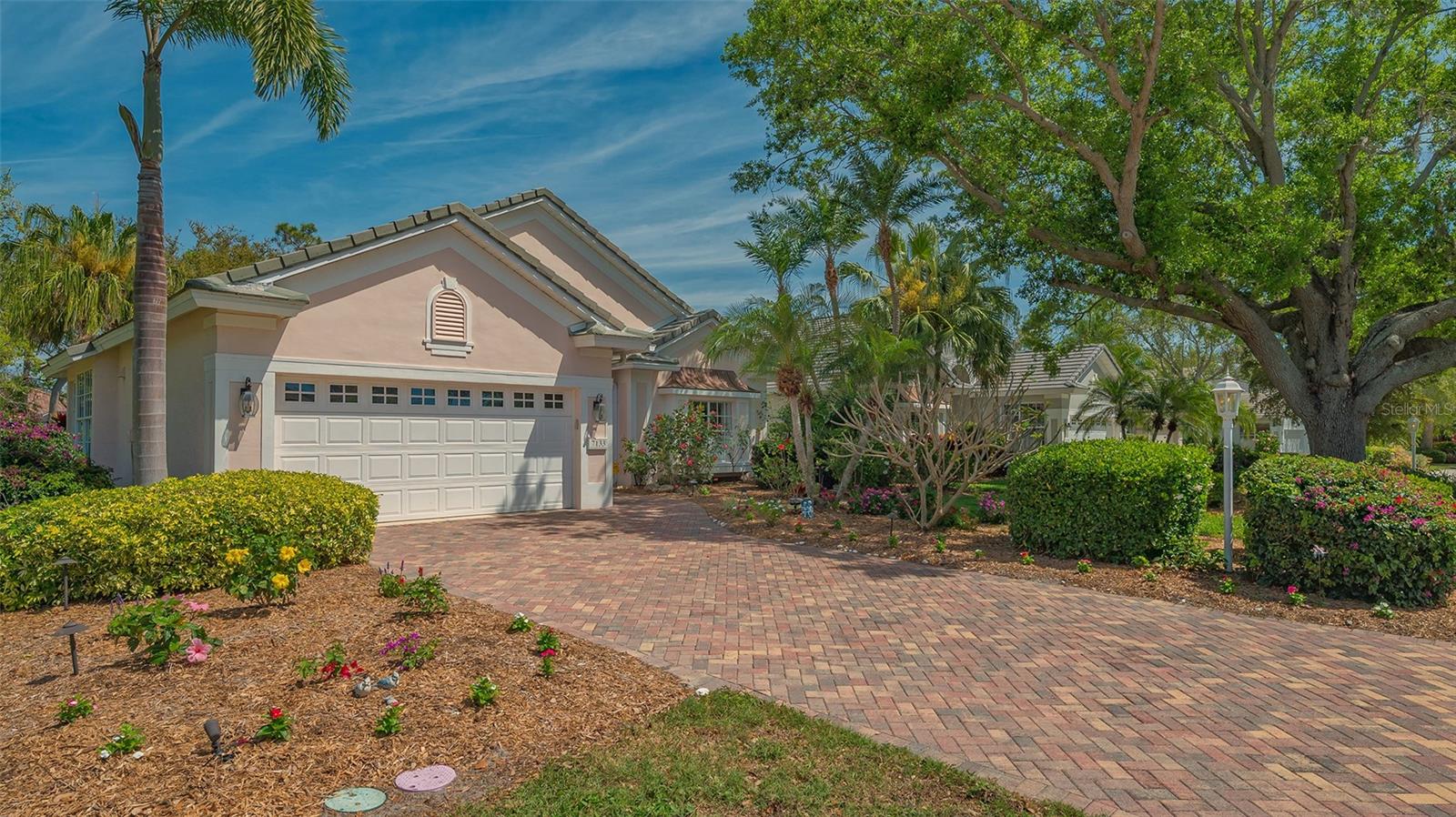 7133 VICTORIA CIRCLE