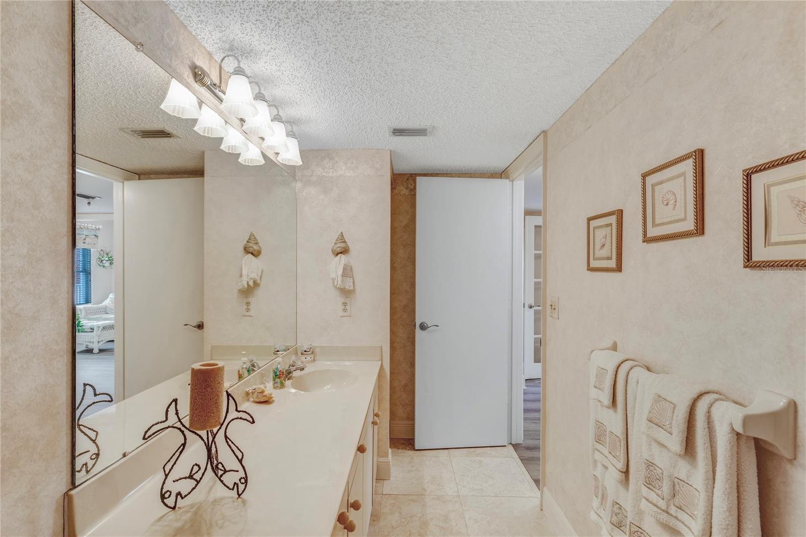 CABANA CLUB CONDO - Residential