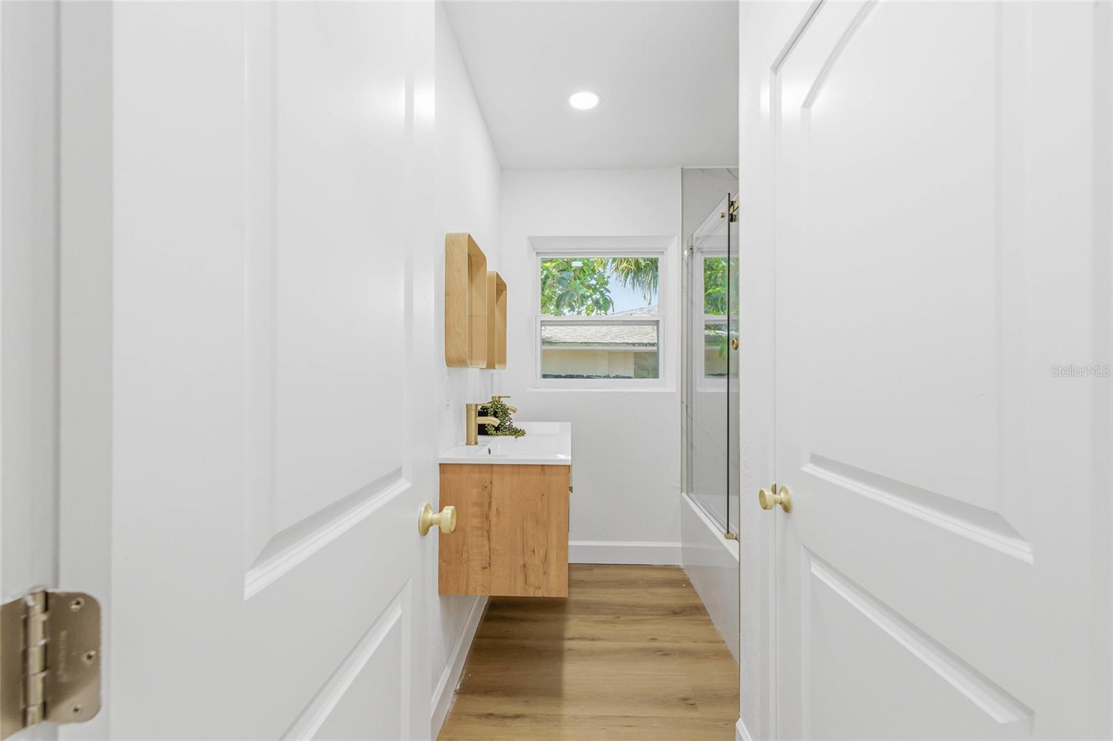 RUSSELLS SUB - Residential