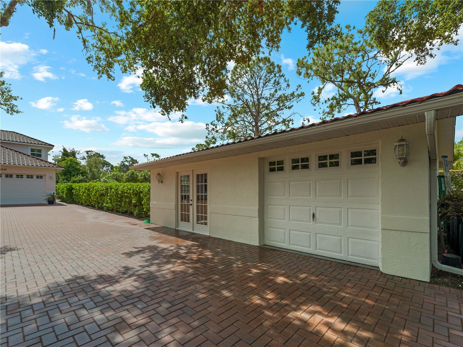 ENGLEWOOD GARDENS - Residential