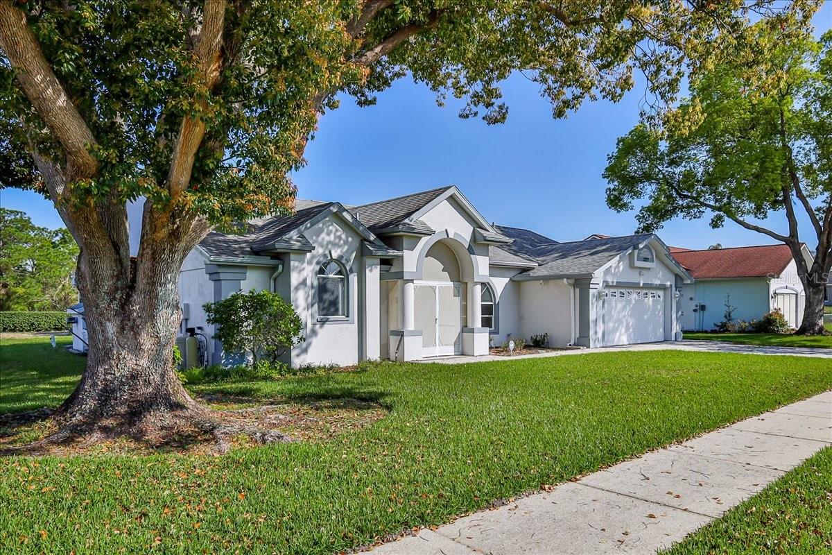 PRISTINE PLACE PH 1 - Residential