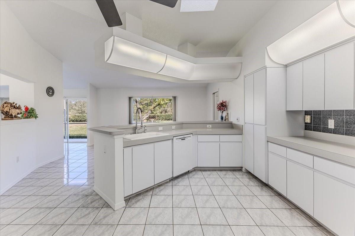 PRISTINE PLACE PH 1 - Residential