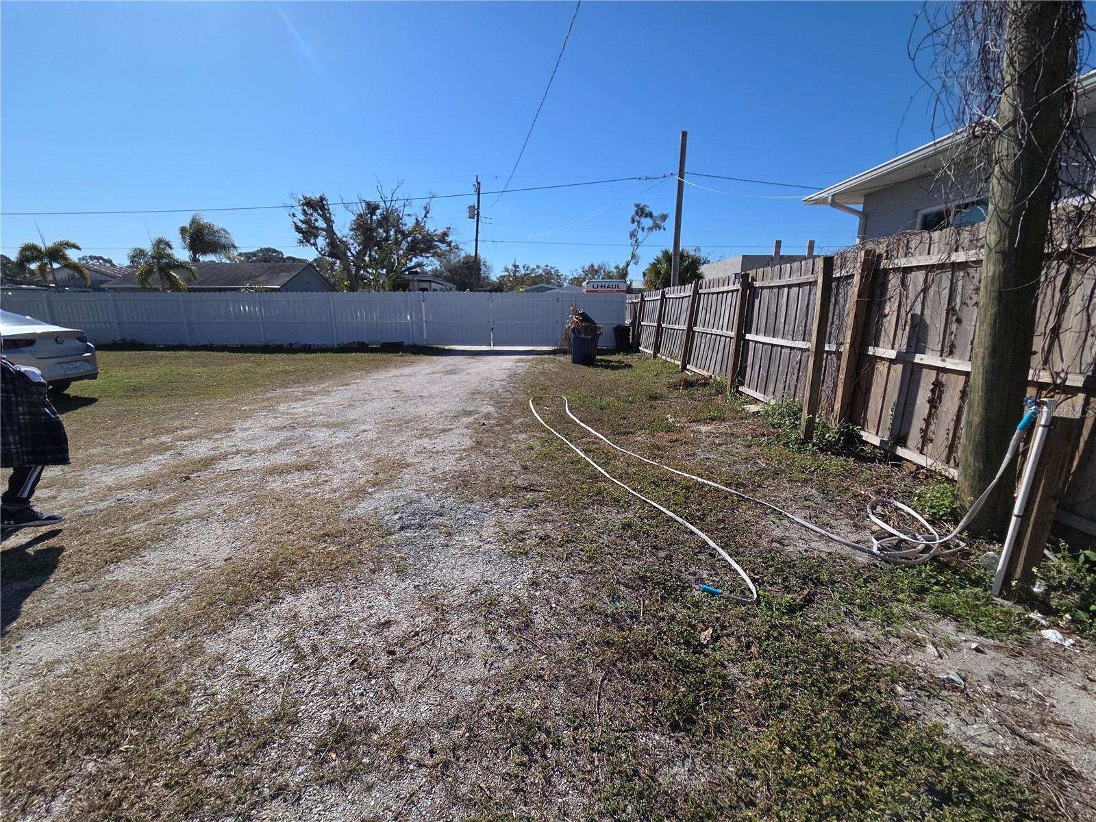 SARASOTA VENICE CO 09 37 18 - Residential