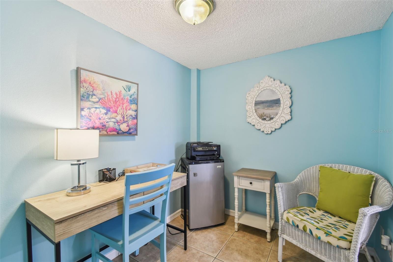 WATER VIEW CONDO - Residential