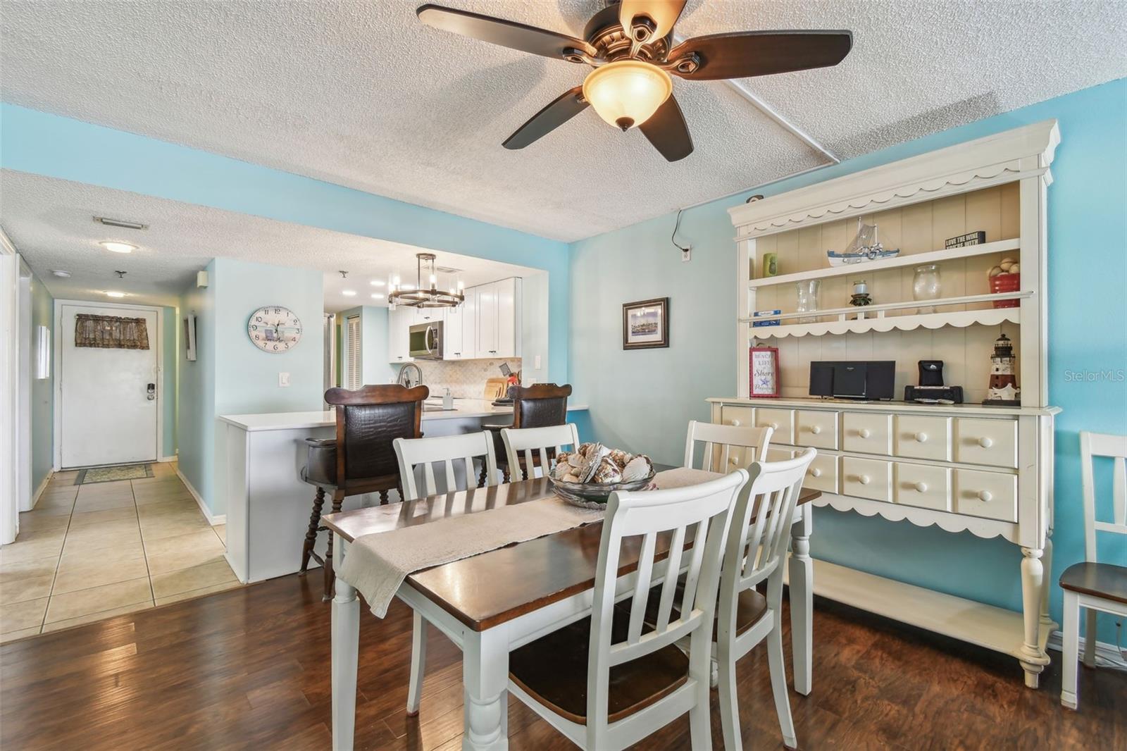 WATER VIEW CONDO - Residential