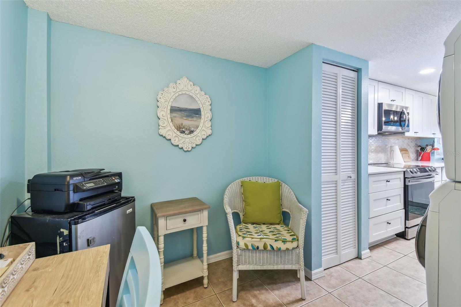 WATER VIEW CONDO - Residential