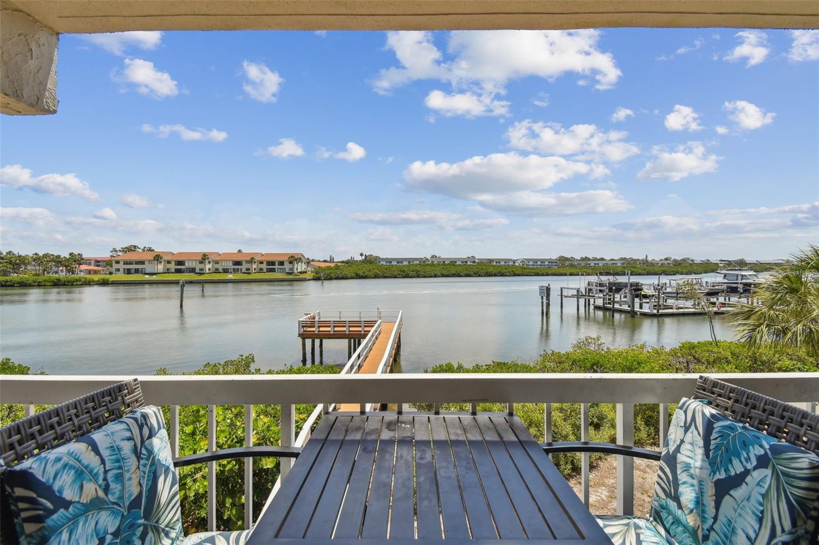 WATER VIEW CONDO - Residential