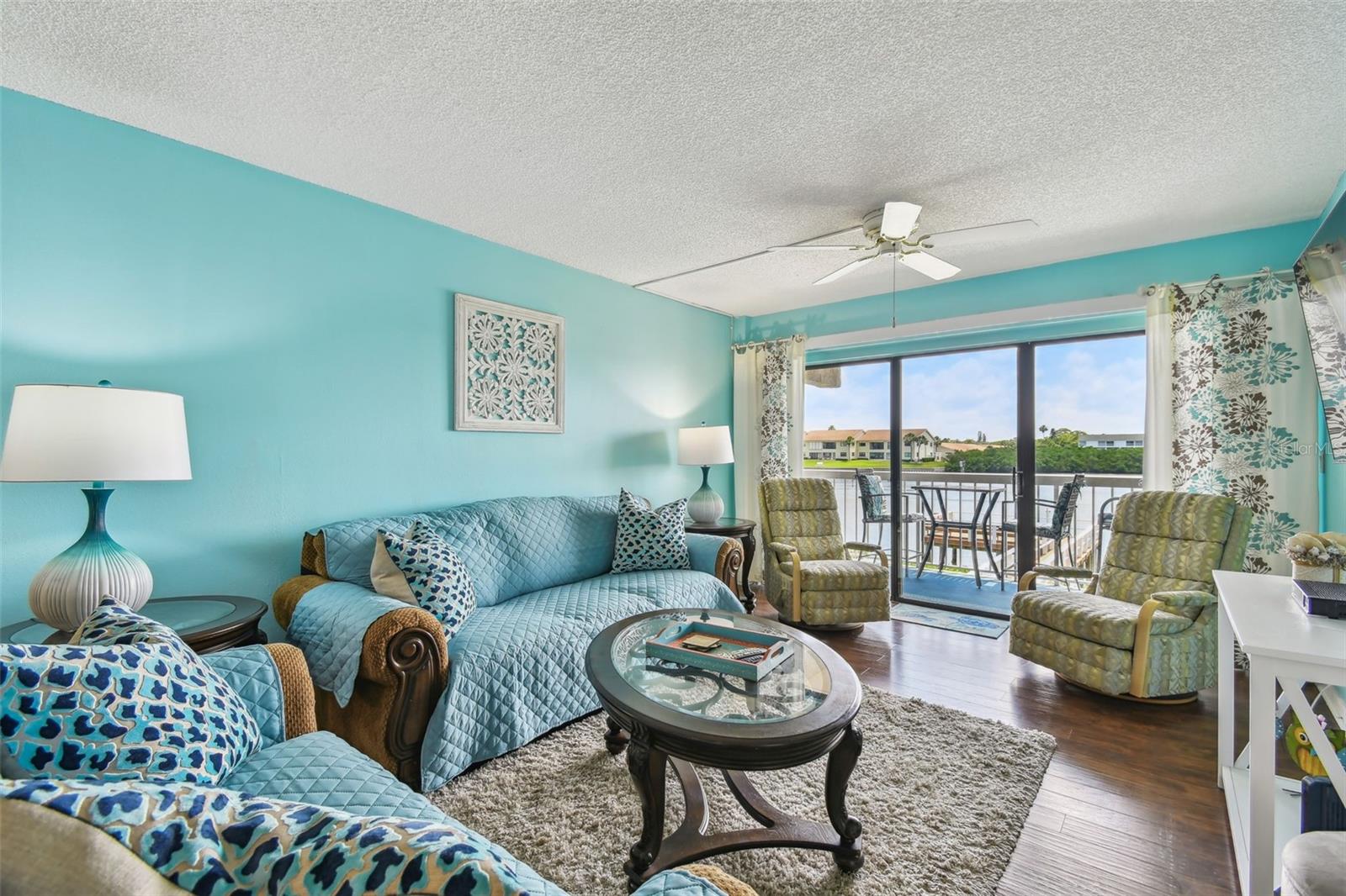 WATER VIEW CONDO - Residential