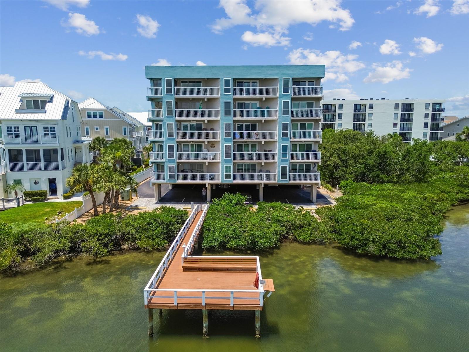 WATER VIEW CONDO - Residential