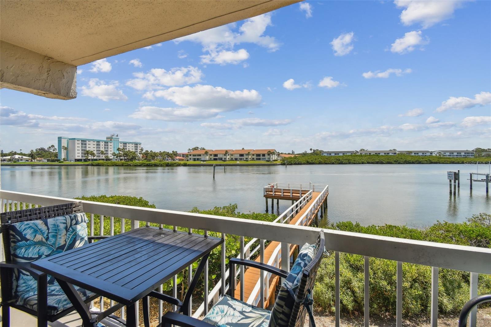 WATER VIEW CONDO - Residential