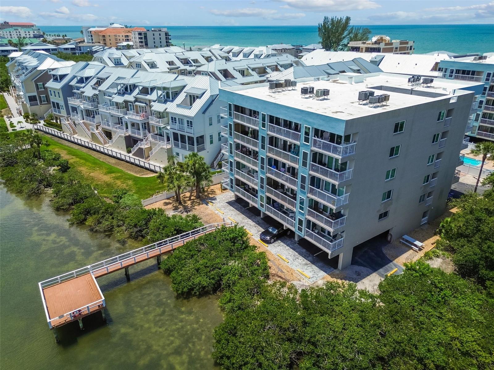 WATER VIEW CONDO - Residential