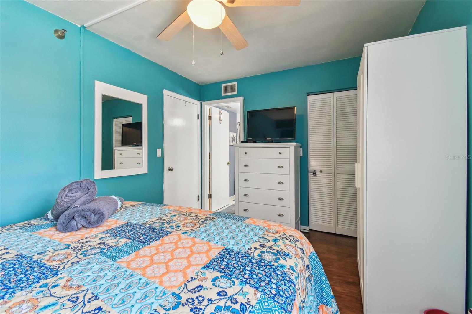 WATER VIEW CONDO - Residential