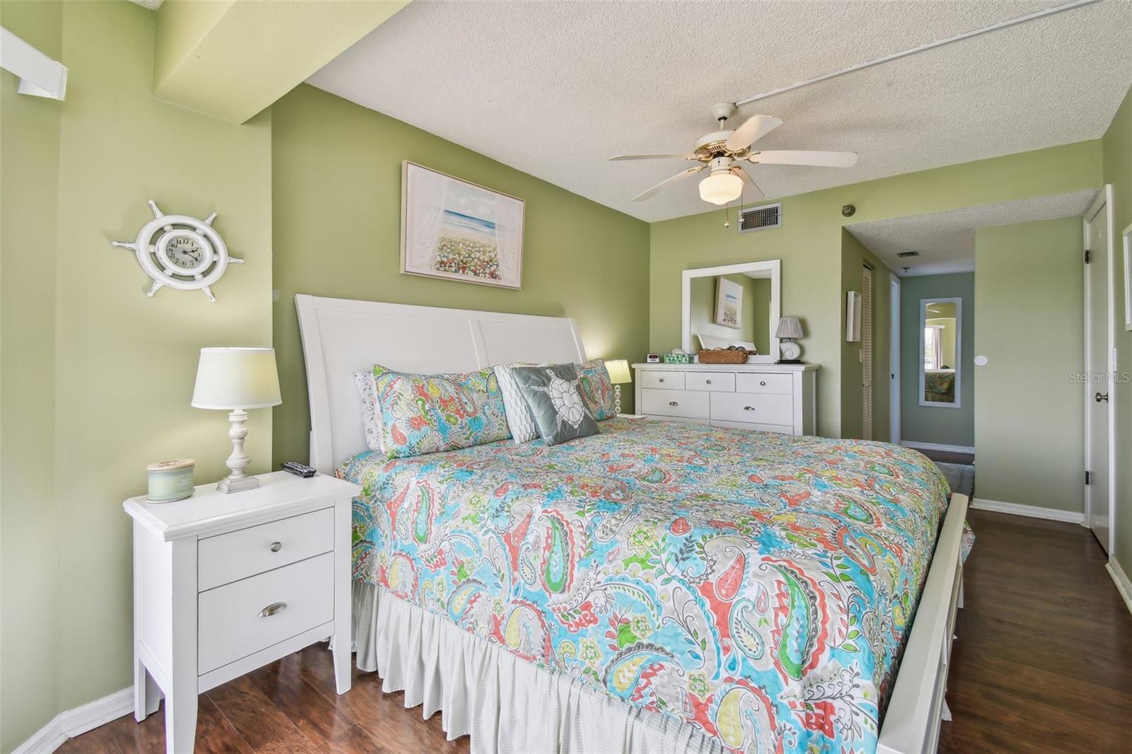 WATER VIEW CONDO - Residential