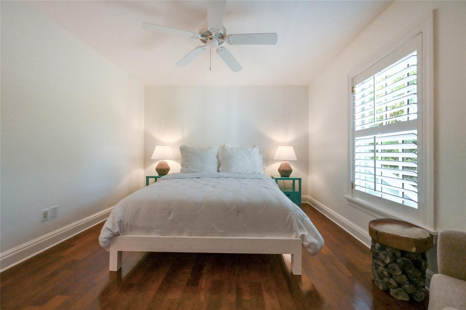 LINCOLN PARK ON HUDSON BAYOU - Residential