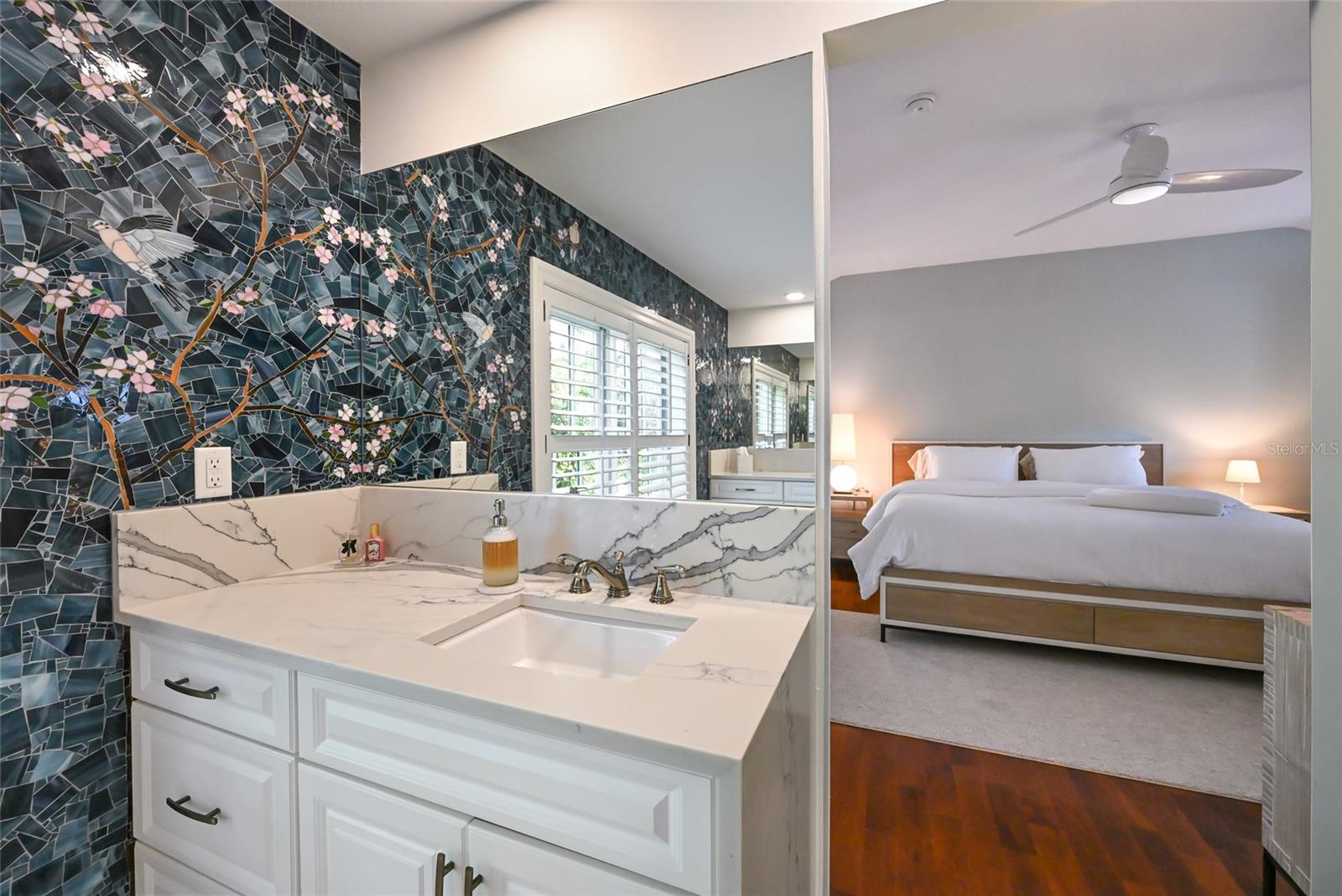 LINCOLN PARK ON HUDSON BAYOU - Residential