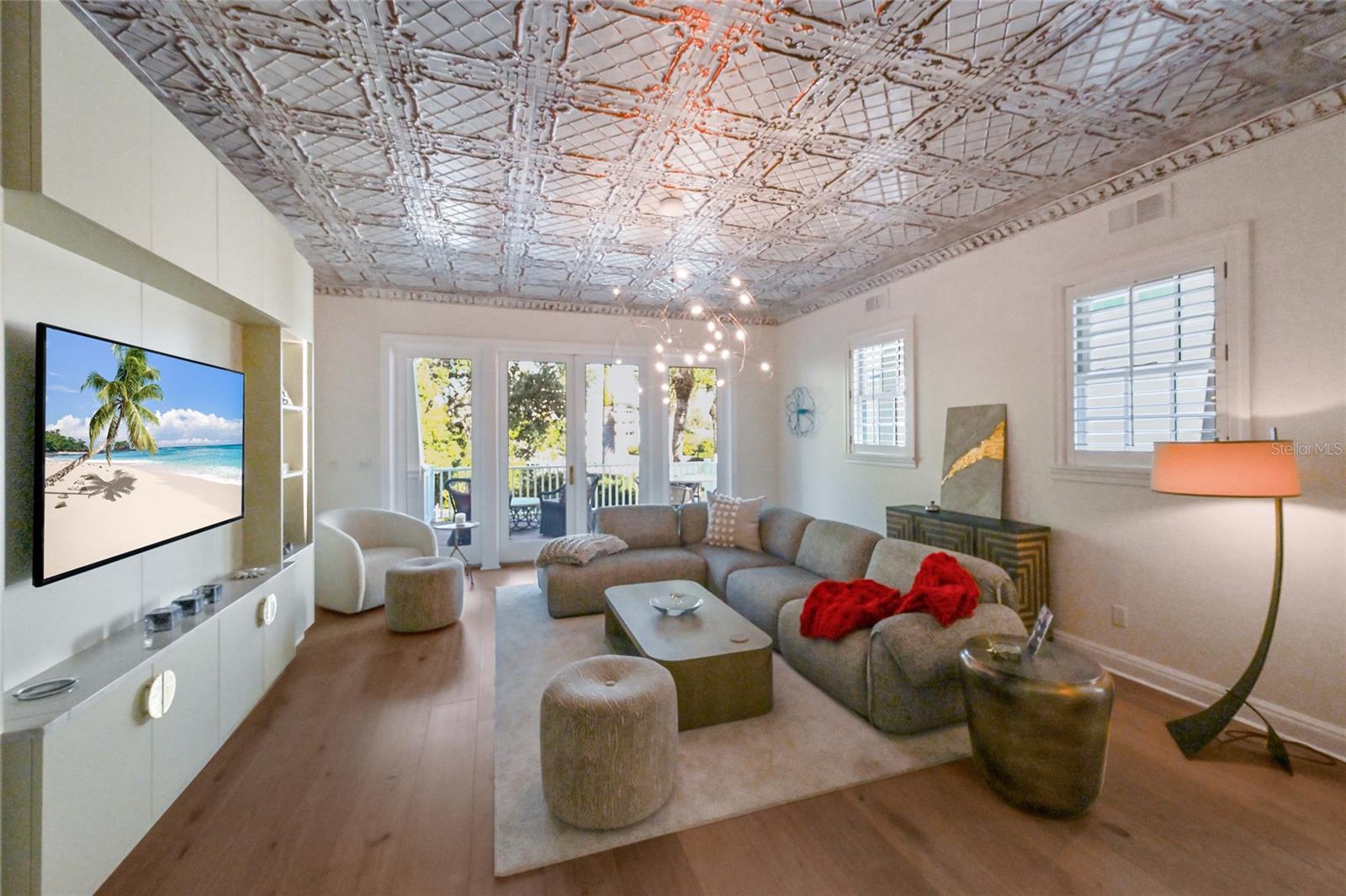 LINCOLN PARK ON HUDSON BAYOU - Residential