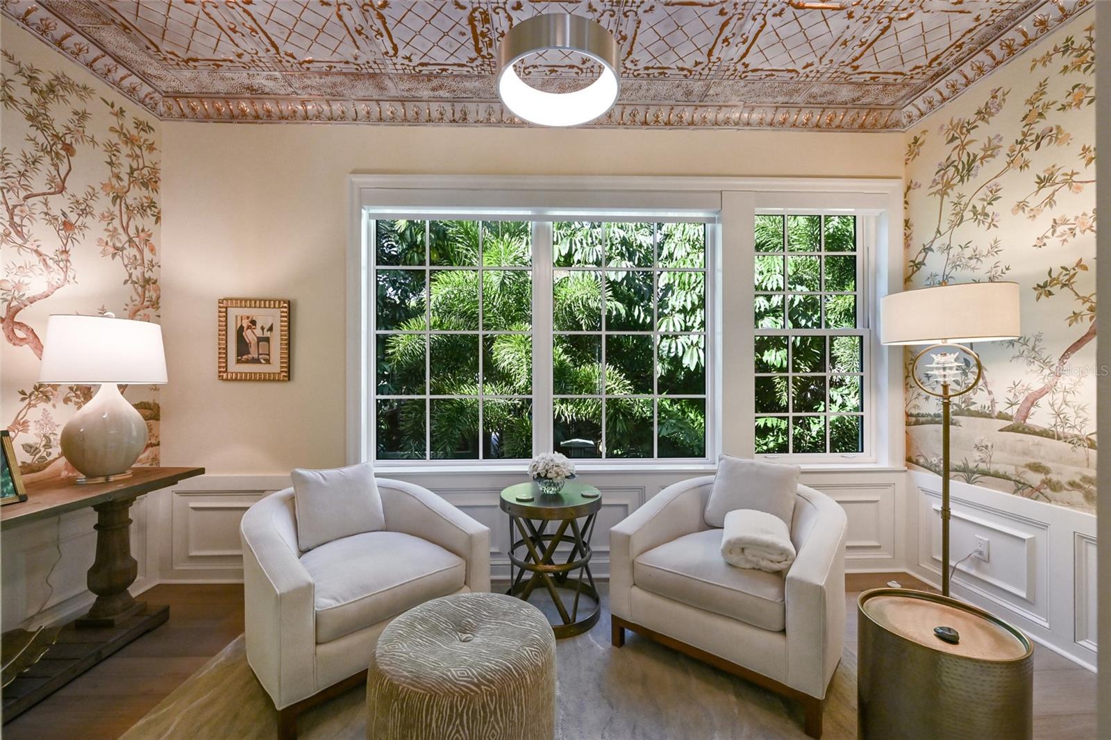 LINCOLN PARK ON HUDSON BAYOU - Residential