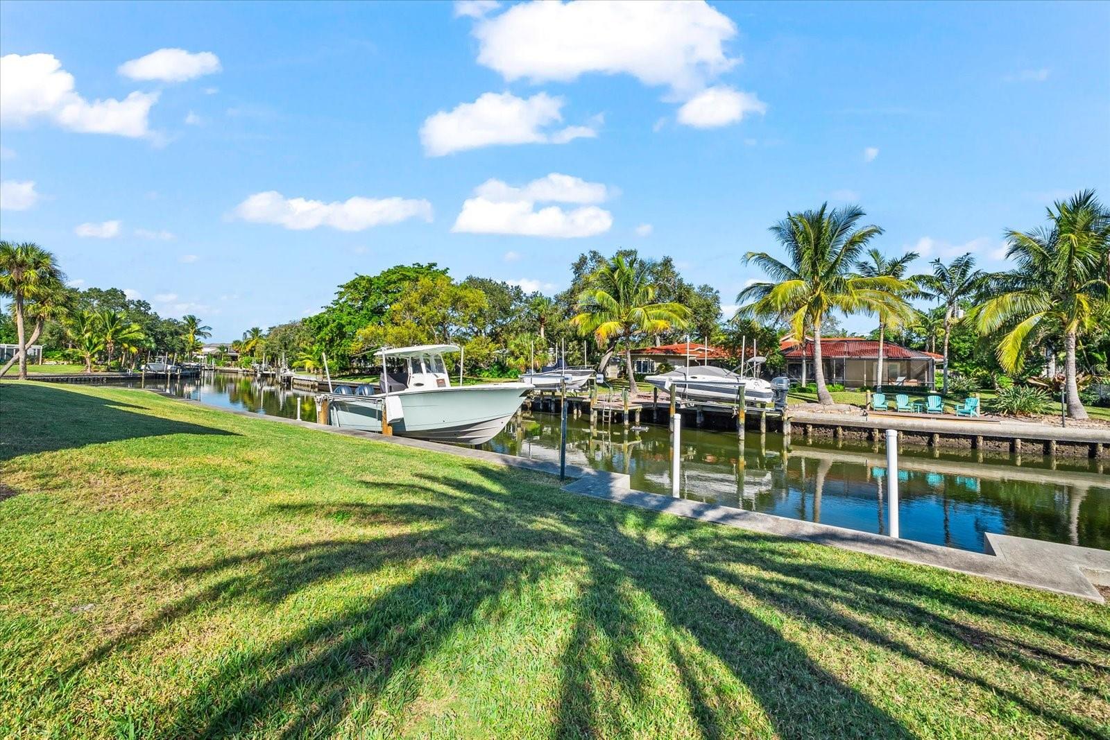 SIESTA ISLES - Residential