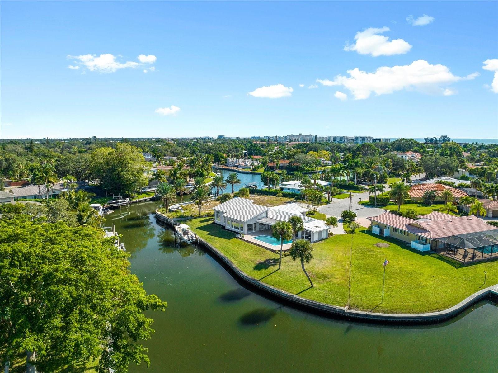 SIESTA ISLES - Residential
