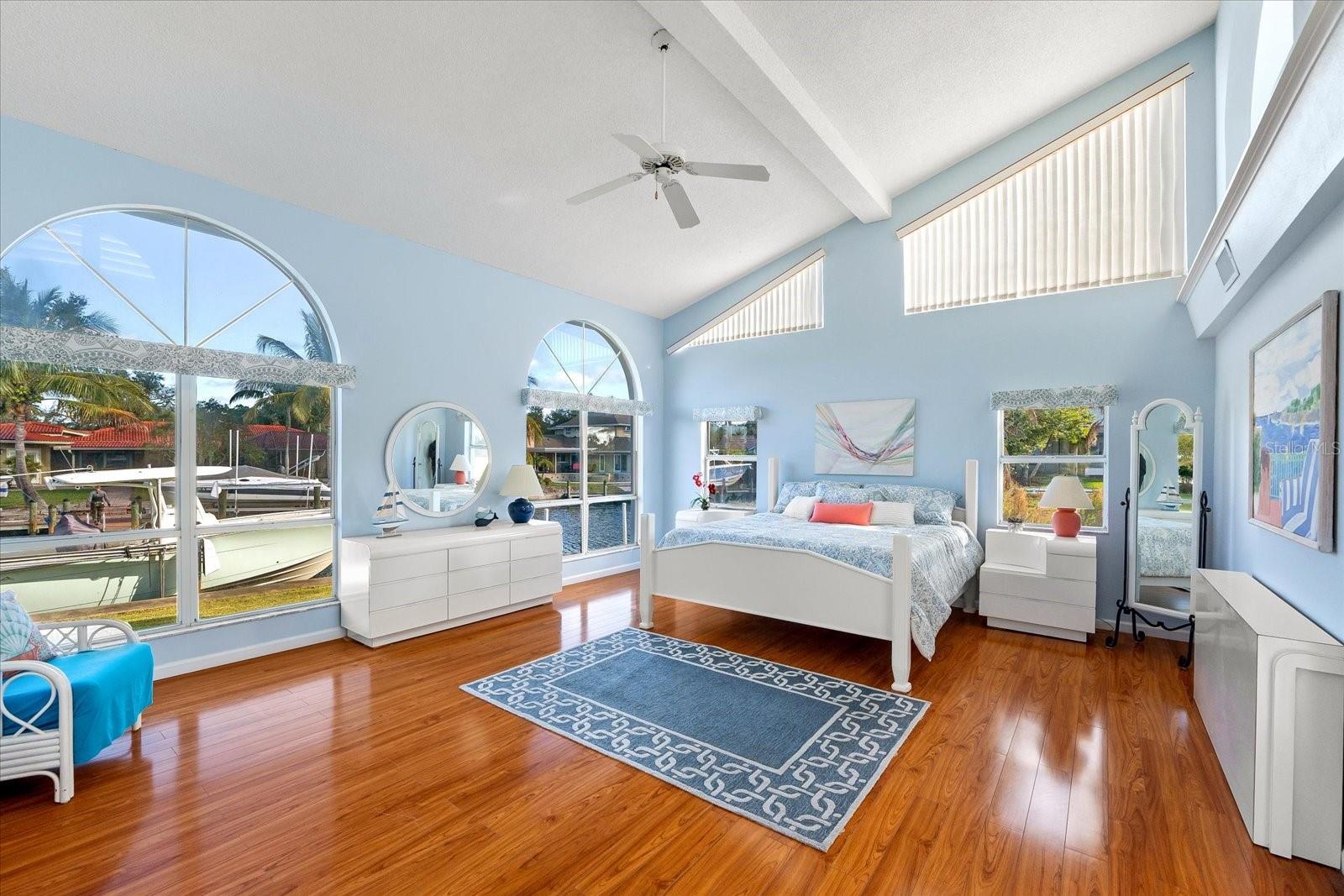 SIESTA ISLES - Residential