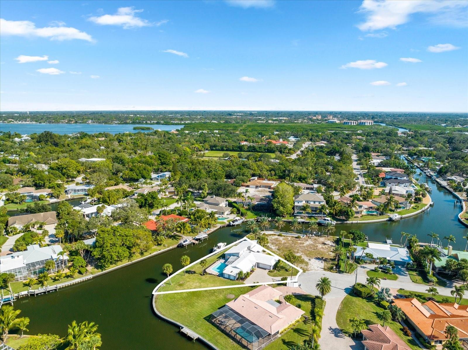 SIESTA ISLES - Residential