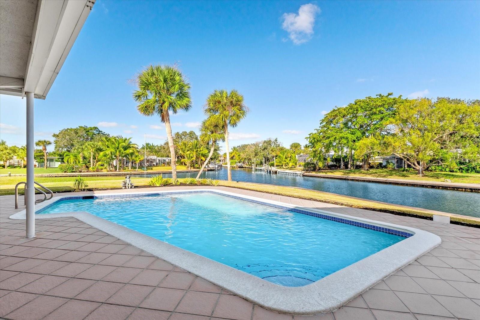 SIESTA ISLES - Residential