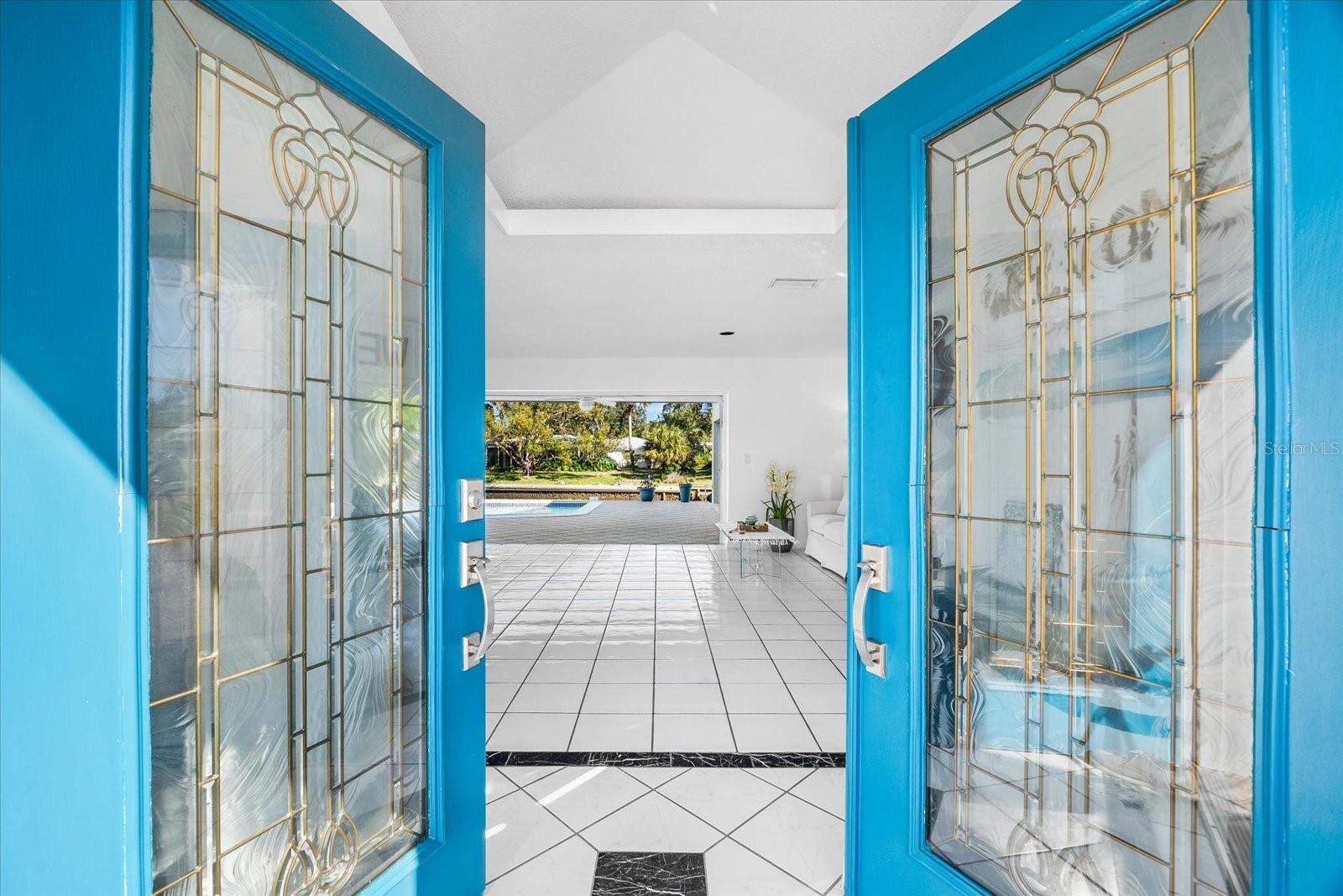 SIESTA ISLES - Residential