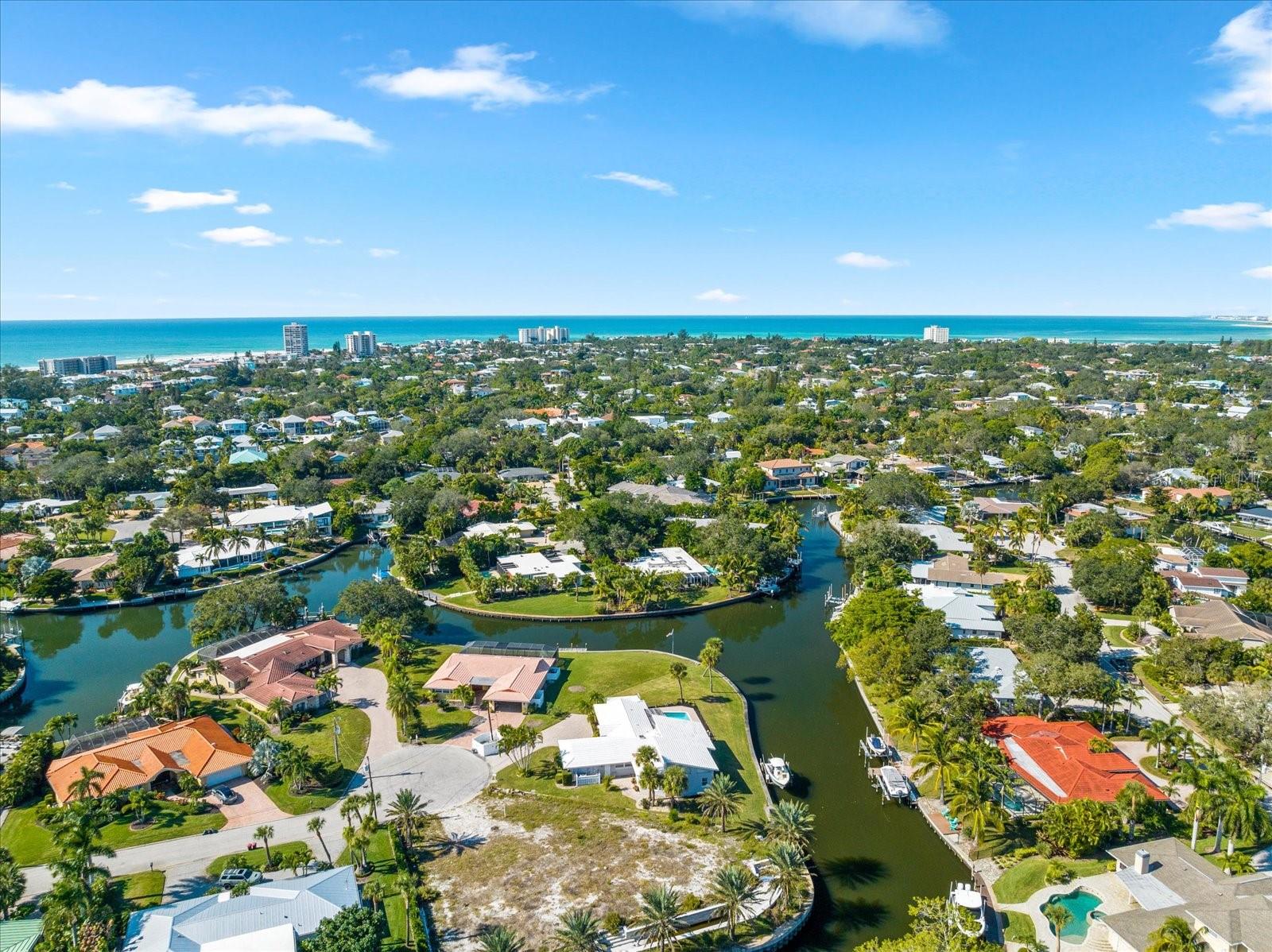 SIESTA ISLES - Residential