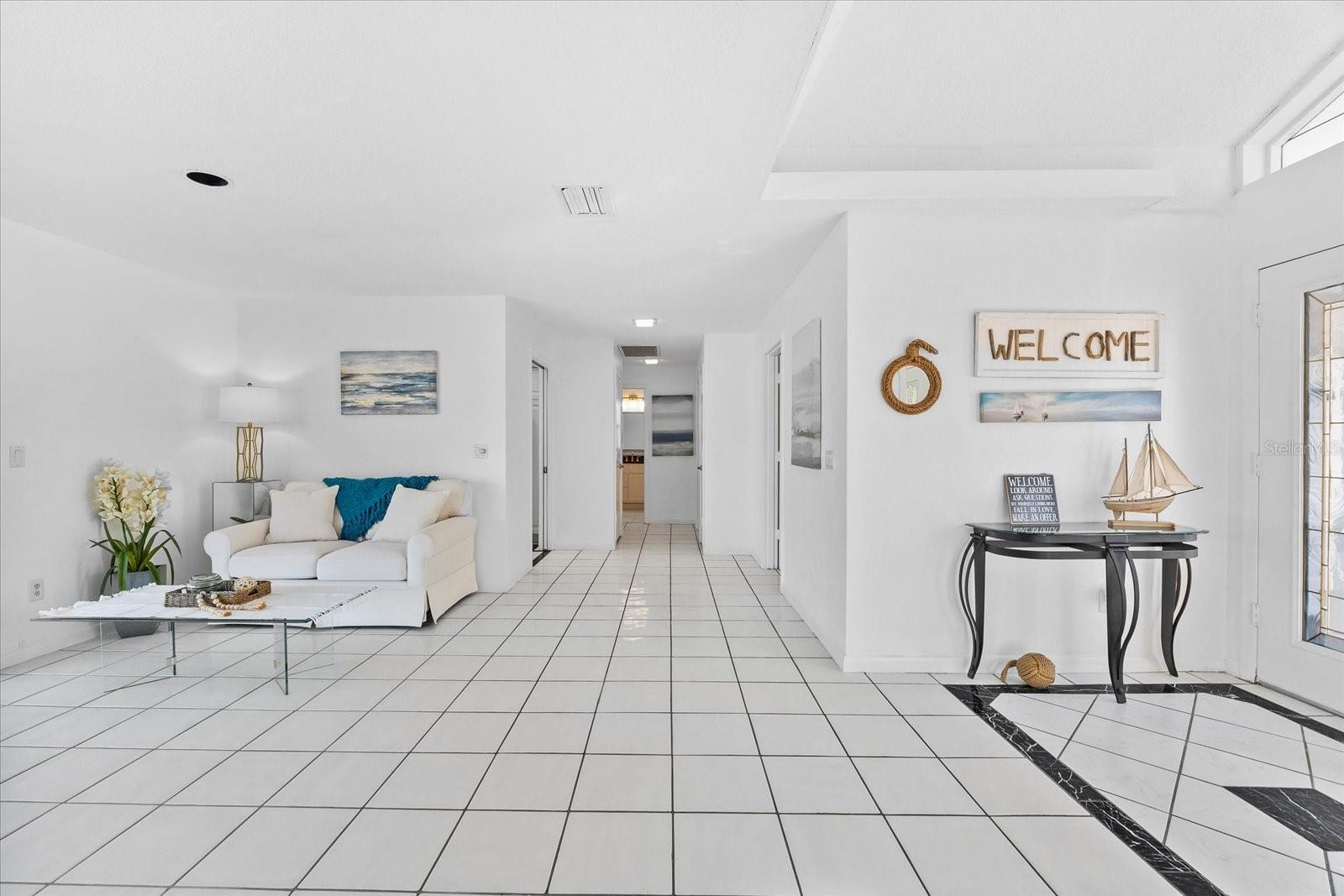 SIESTA ISLES - Residential