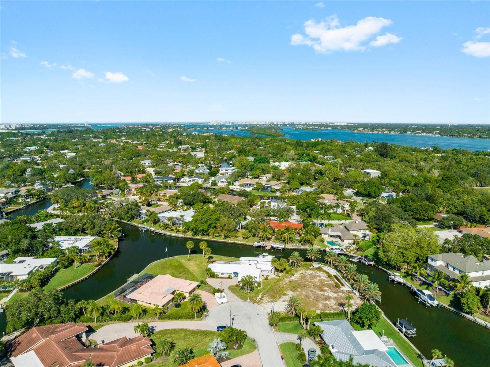 SIESTA ISLES - Residential