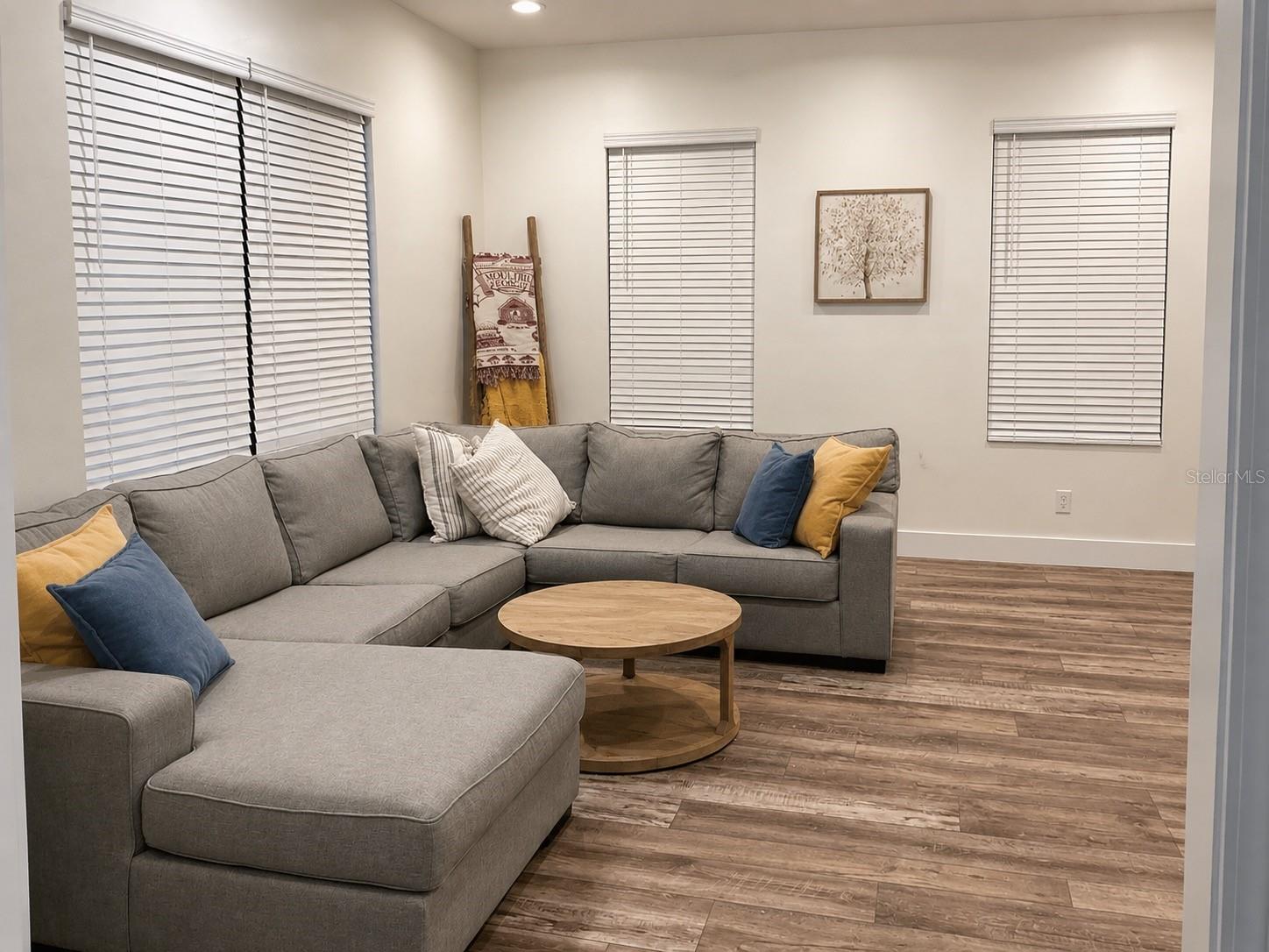CROSSTIE RANCHES - Residential