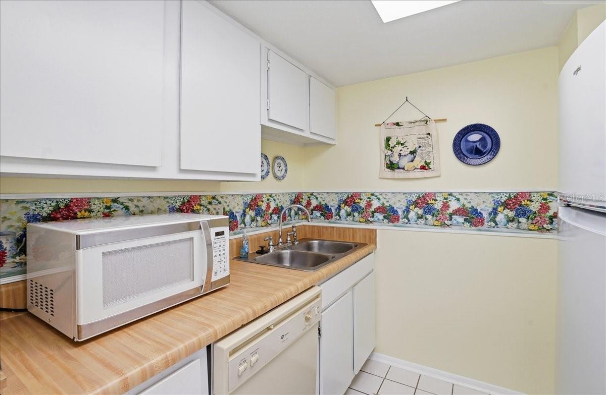 BOCA SHORES CONDO - Residential