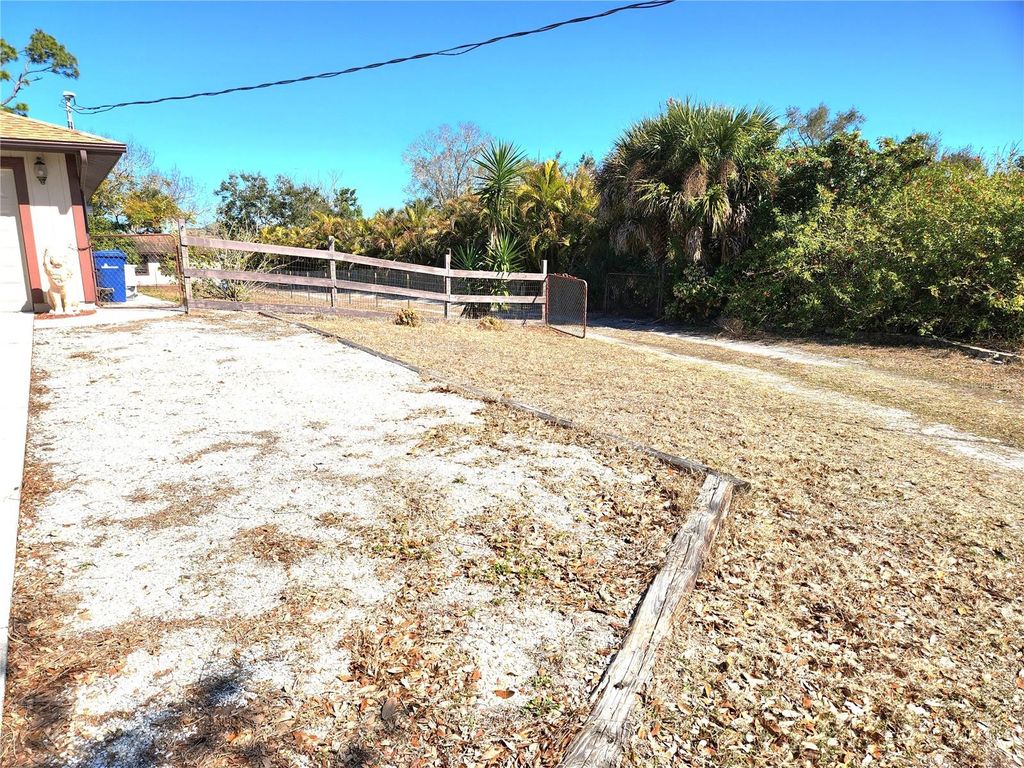Photo of 2331 Mission Valley Boulevard, Nokomis, FL 34275 (MLS # N6142893)