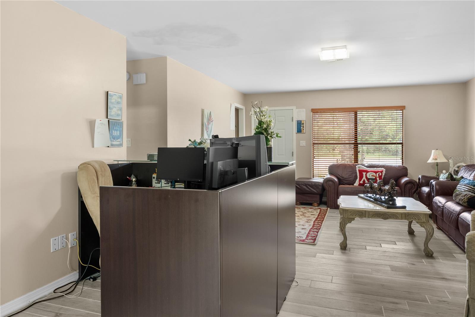 ORANGE CENTER - Commercial Sale