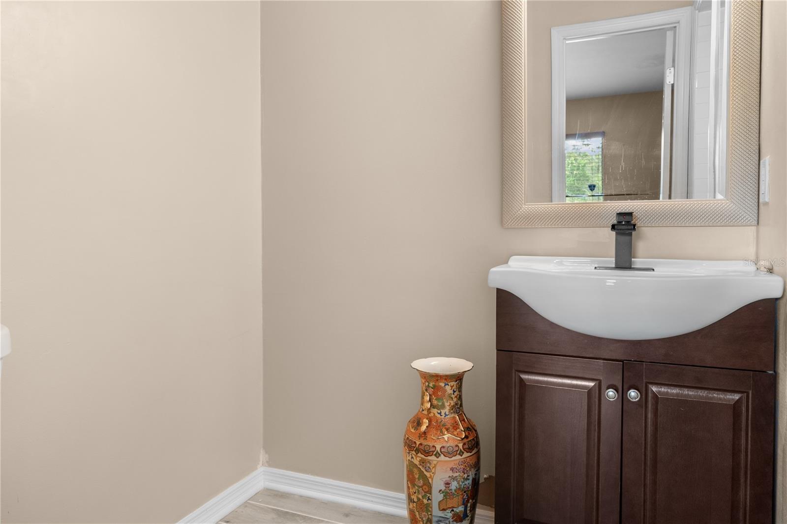 ORANGE CENTER - Commercial Sale