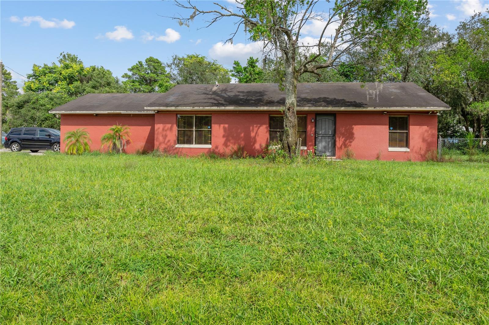 ORANGE CENTER - Commercial Sale