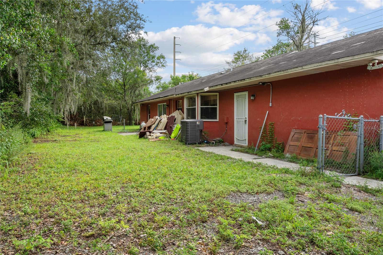 ORANGE CENTER - Commercial Sale