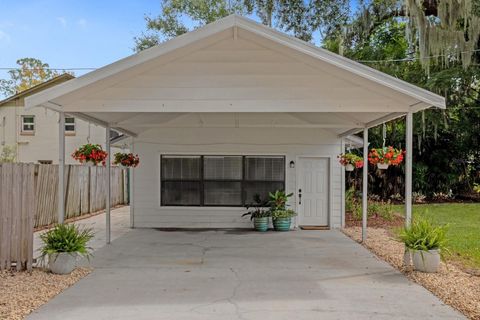 A home in WINTER GARDEN