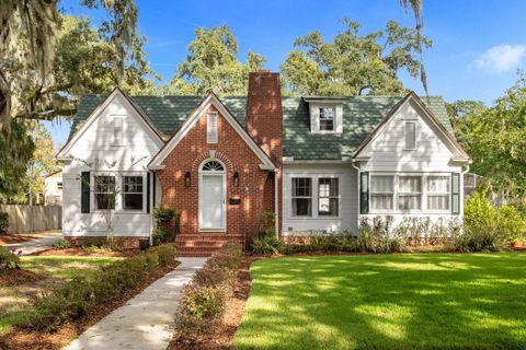 A home in WINTER GARDEN