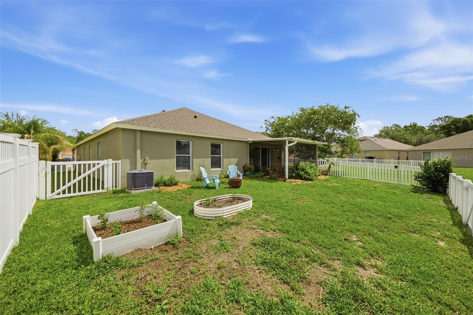 LEXINGTON OAKS VLGS 23 & 24 - Residential
