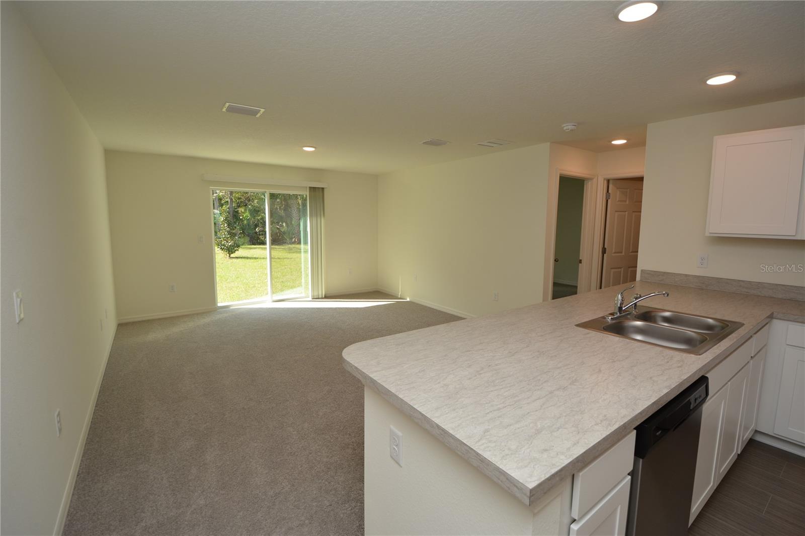 SEMINOLE WOODS - Residential Lease