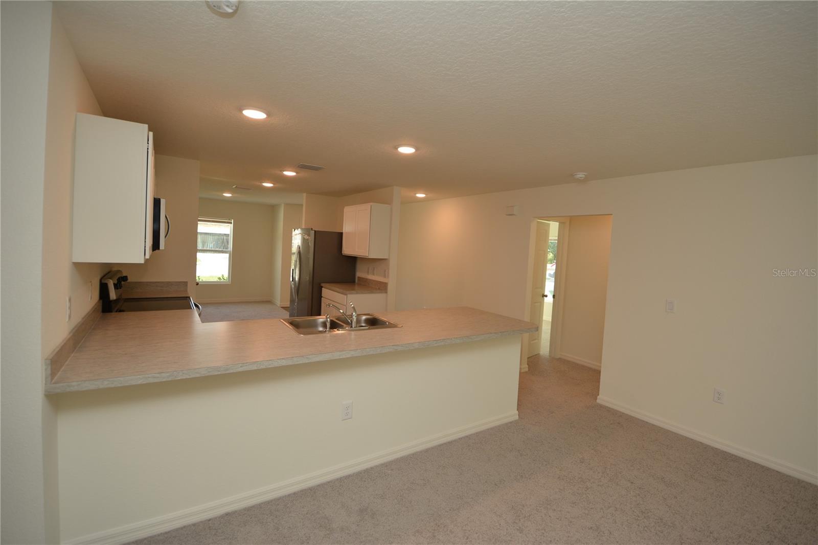 SEMINOLE WOODS - Residential Lease