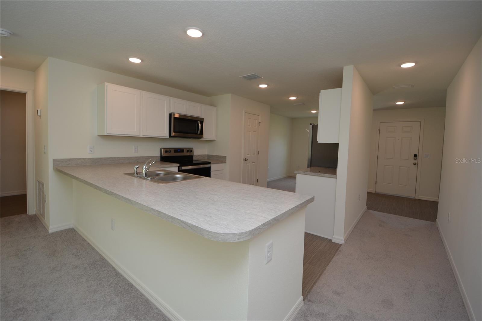 SEMINOLE WOODS - Residential Lease