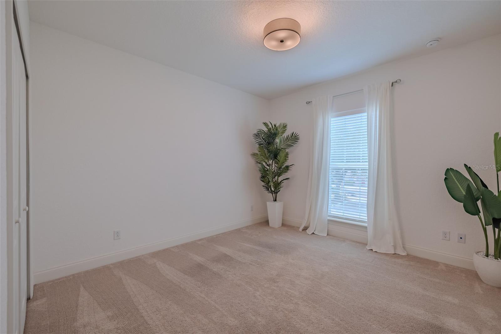 EMPEDRADO OAKS TWNHMS - Residential