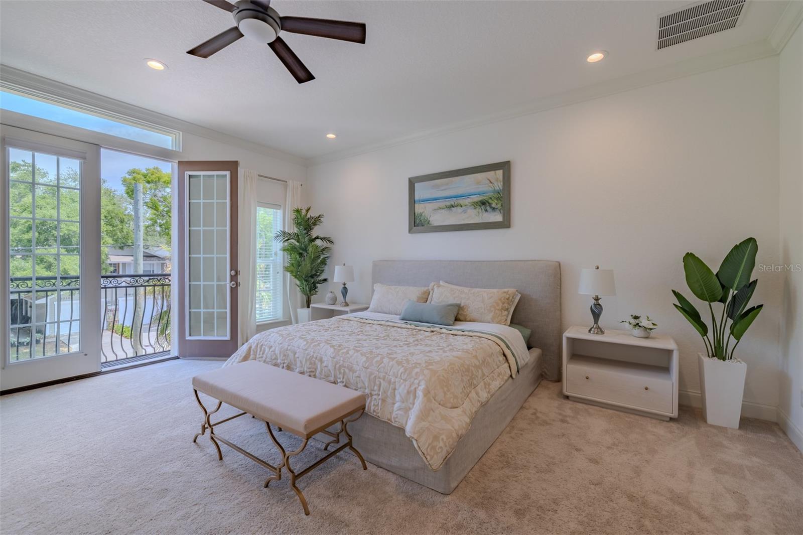 EMPEDRADO OAKS TWNHMS - Residential
