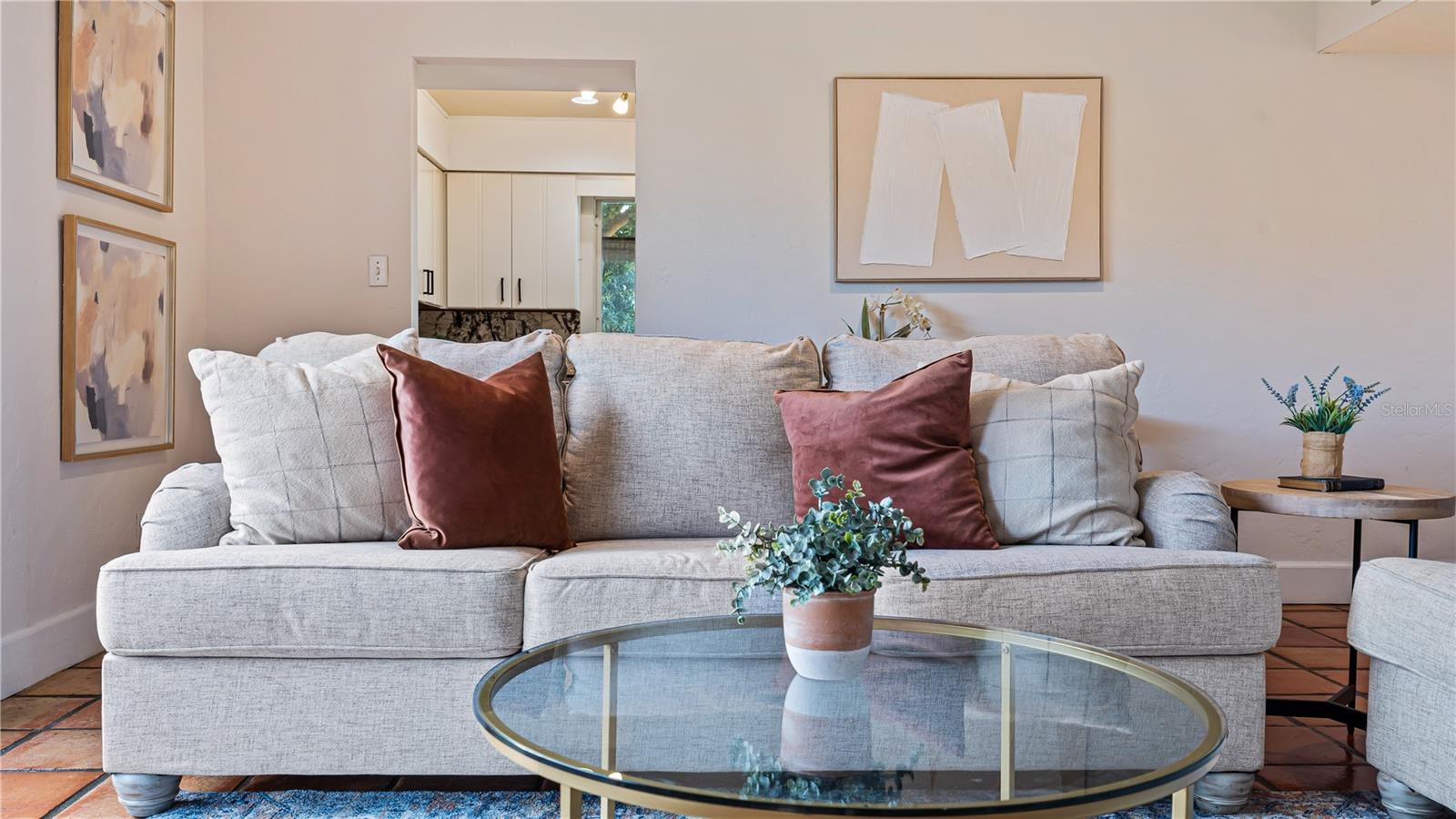 CYPRESS POINT - Residential