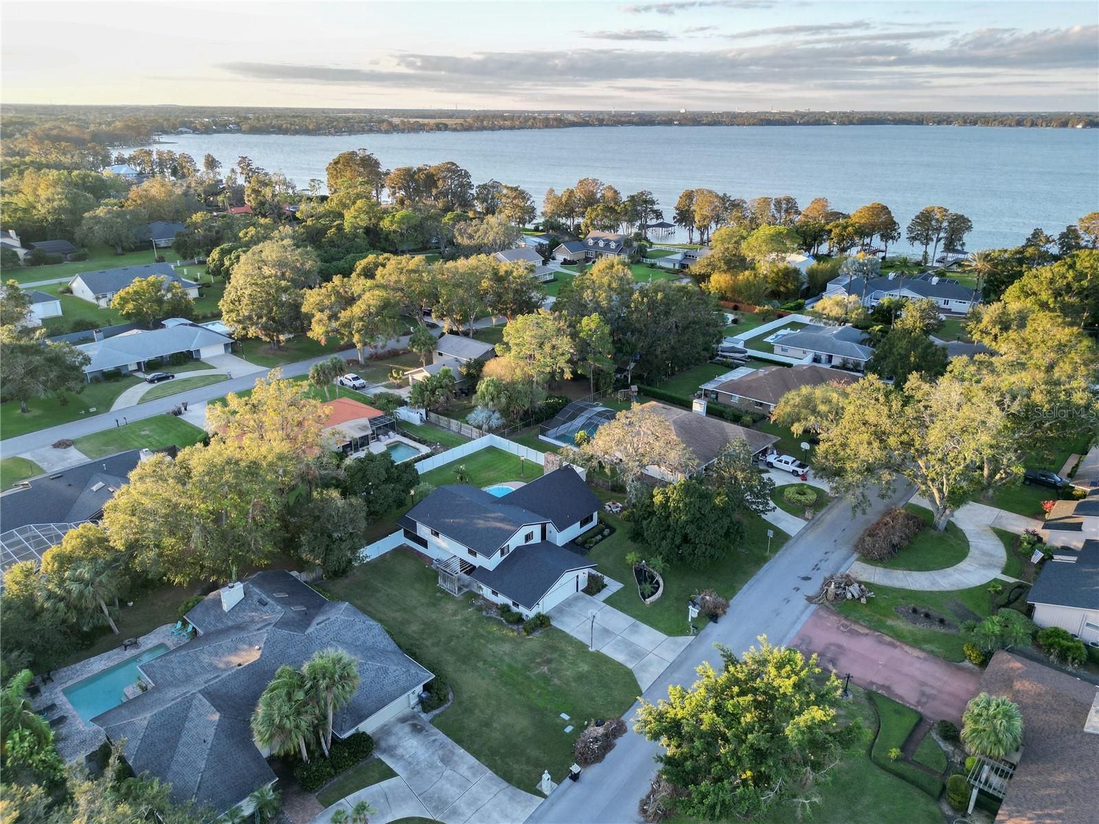 CYPRESS POINT - Residential